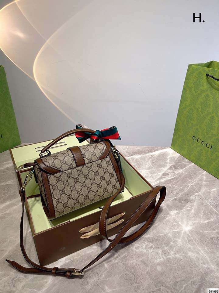 ������ �������p gucci �n���h�o�b�O