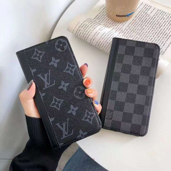 ���C���B�g��